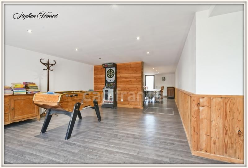 Maison - 178 m² - 6 pièces