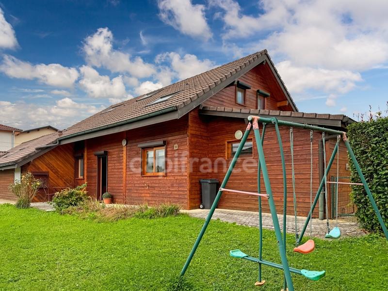 Maison - 194 m² - 7 pièces