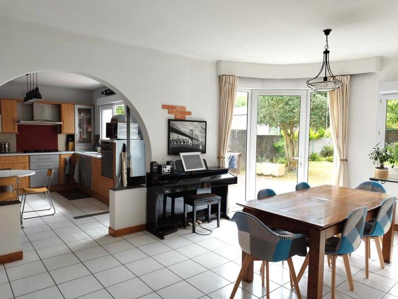 Maison - 144 m² - 6 pièces