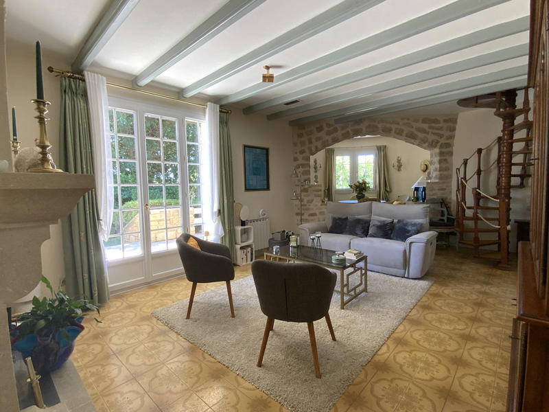 Maison - 150 m² - 5 pièces