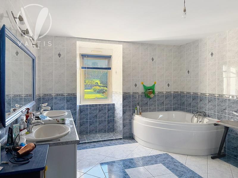 Manoir - 280 m² - 7 pièces