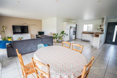 Maison - 118 m² - 5 pièces