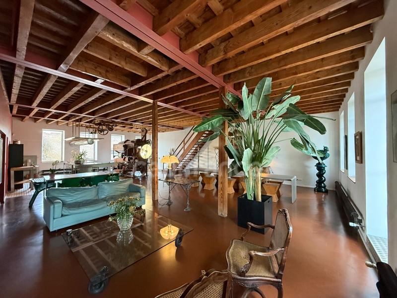 Maison bourgeoise - 596 m² - 5 pièces