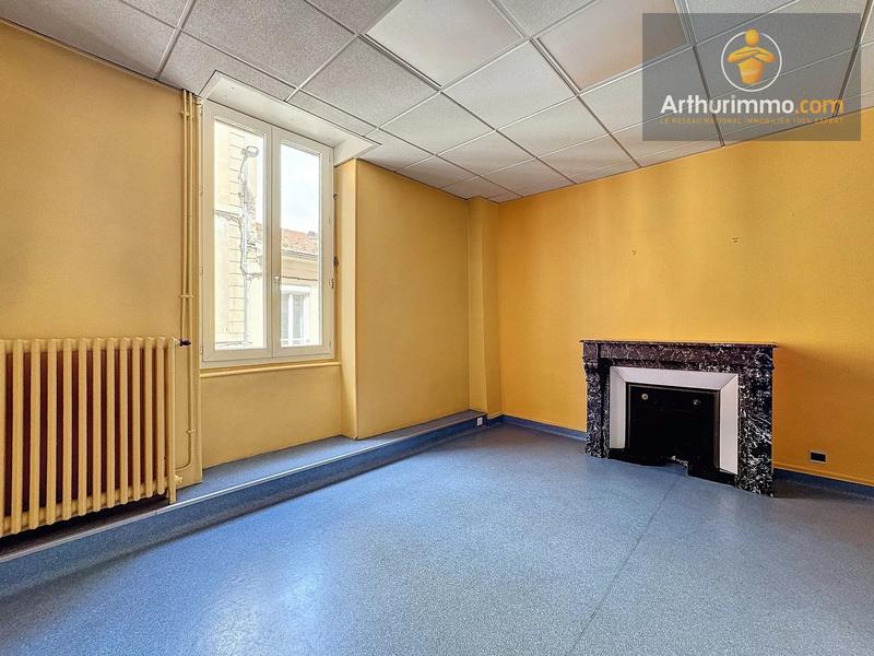 Bureau - 117 m² - 7 pièces