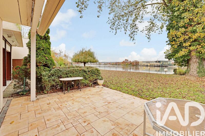 Duplex - 102 m² - 4 pièces