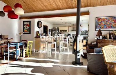 Maison - 161 m² - 5 pièces