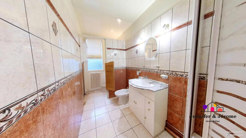 Appartement - 83 m² - 4 pièces