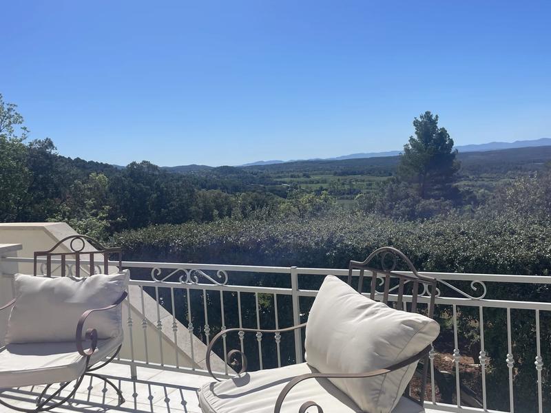 Villa - 142 m² - 7 pièces