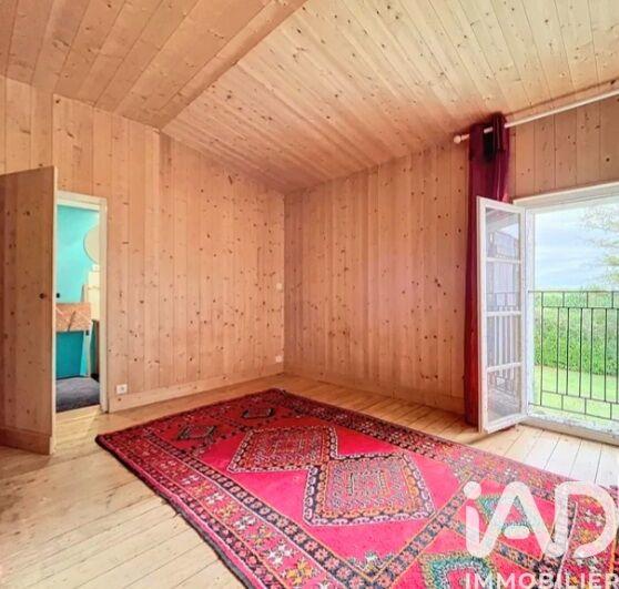 Maison - 310 m² - 9 pièces