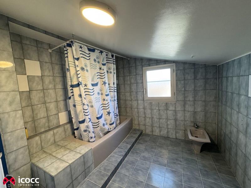 Maison - 196 m² - 6 pièces