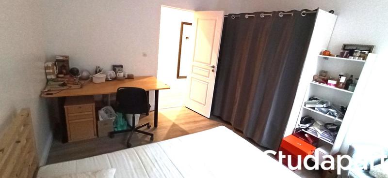 Chambre - 14 m² - 1 pièce
