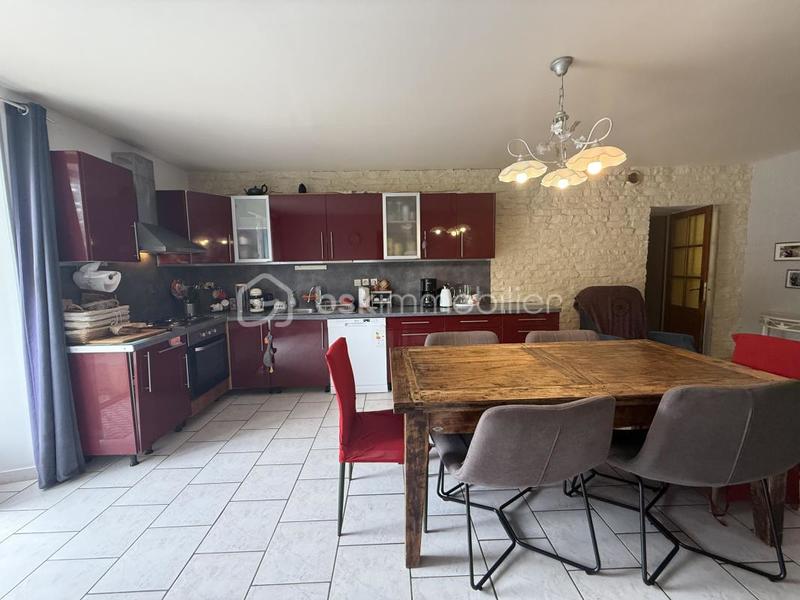 Demeure - 326 m² - 11 pièces