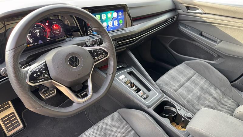 Volkswagen Golf VIII 2.0 Tdi 200 Dsg7 Gtd