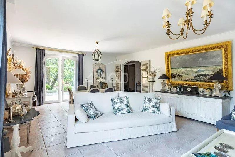 Maison - 165 m² - 6 pièces