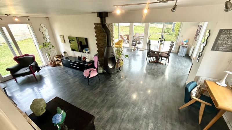 Maison - 135 m² - 8 pièces