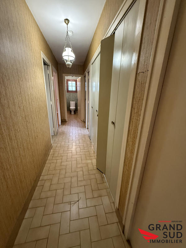 Maison traditionnelle - 107 m² - 5 pièces