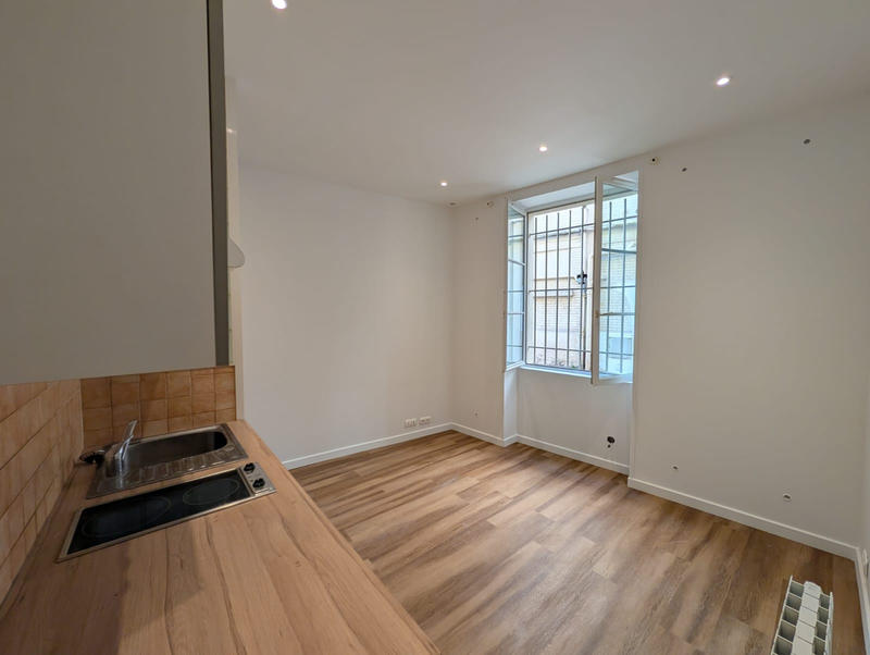 Appartement - 15 m² - 1 pièce