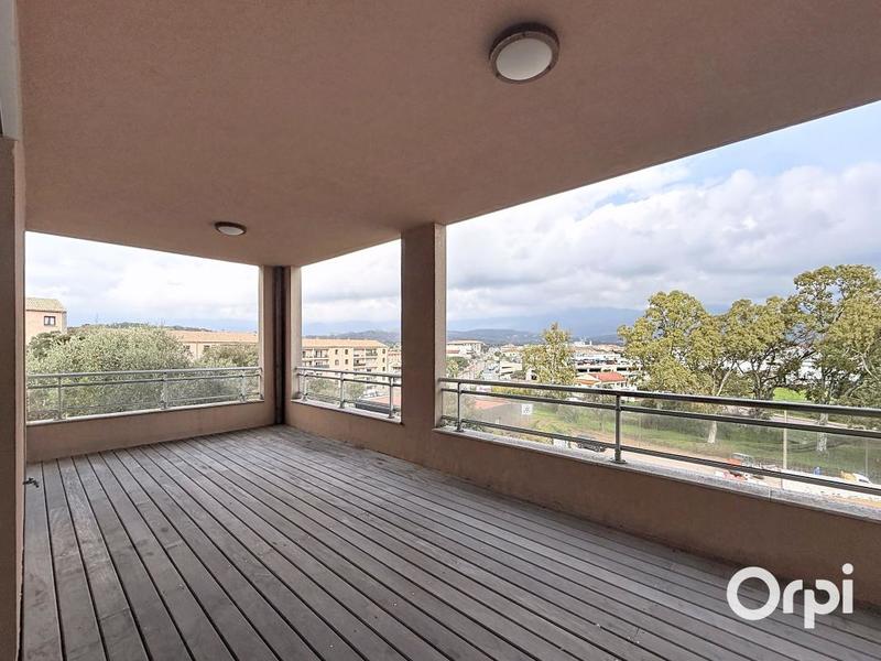 Appartement - 83 m² - 3 pièces