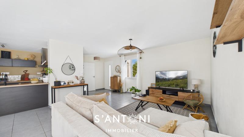 Maison - 113 m² - 4 pièces