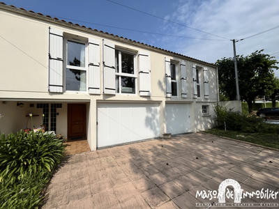 Maison - 111 m² - 6 pièces