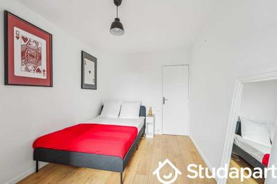 Chambre - 10 m² - 1 pièce