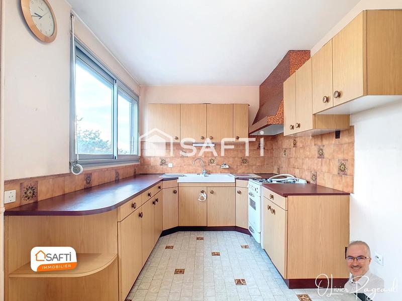 Appartement - 90 m² - 4 pièces