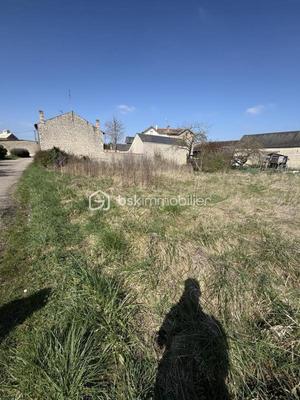 Terrain constructible - 1 511 m²
