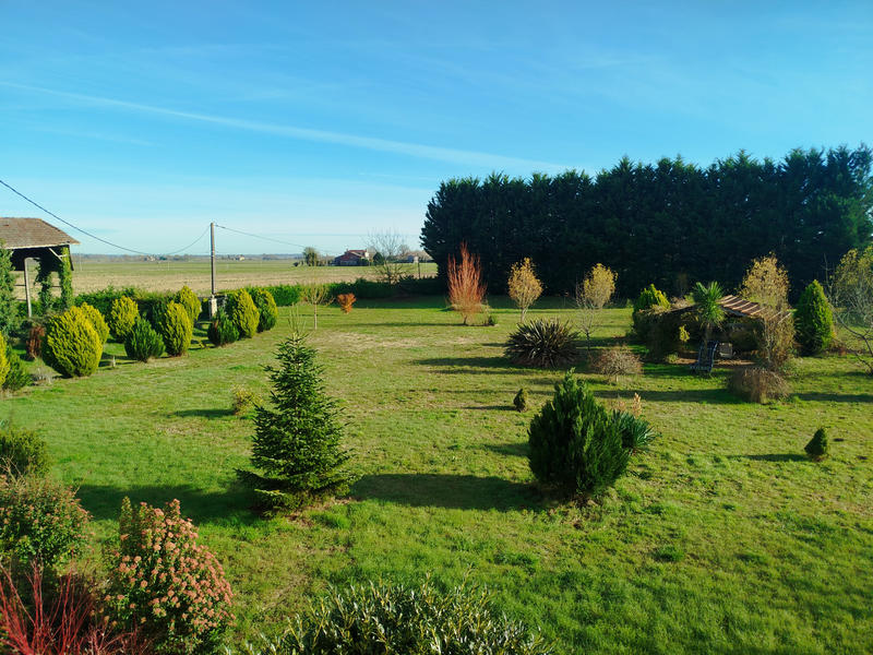 Maison - 234 m² - 7 pièces