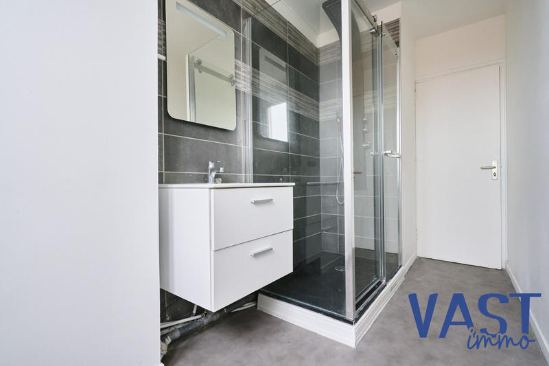 Appartement - 86 m² - 4 pièces