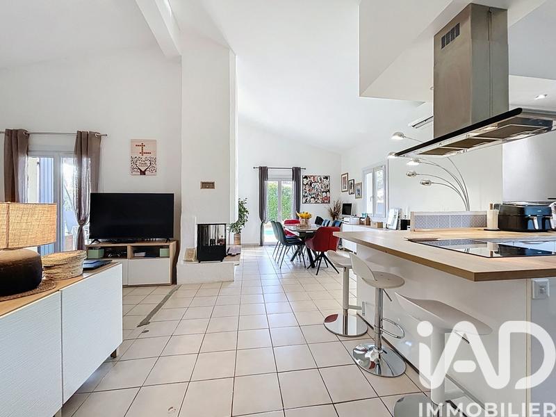 Maison - 95 m² - 4 pièces