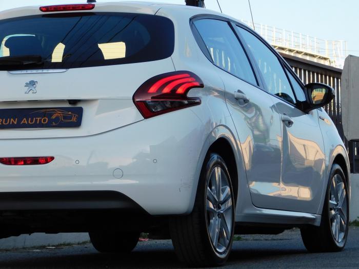 Peugeot 208 1.5 Bluehdi 100ch E6.C Active Business s&amp;S Bvm5 5p