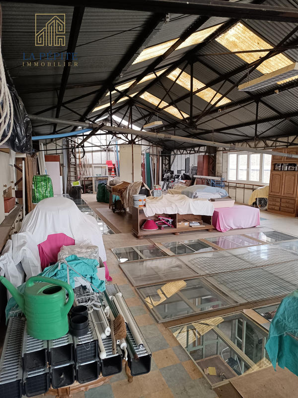 Local commercial - 169 m²