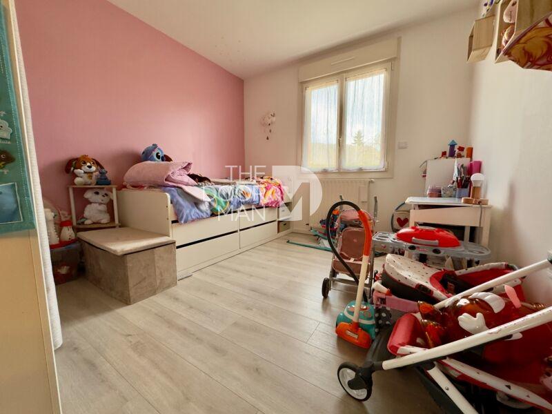 Maison - 89 m² - 5 pièces