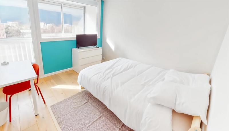 Appartement - 85 m² - 5 pièces