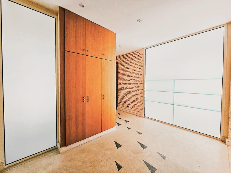 Maison - 446 m² - 14 pièces