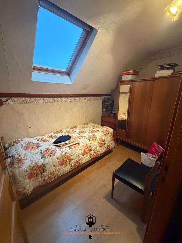 Maison - 200 m² - 8 pièces