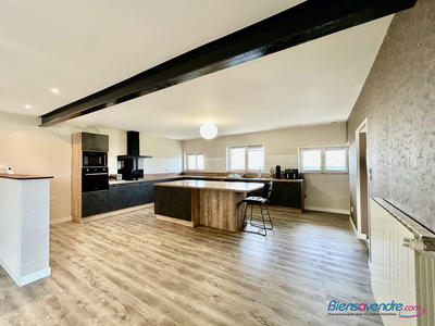 Maison ancienne - 199 m² - 6 pièces