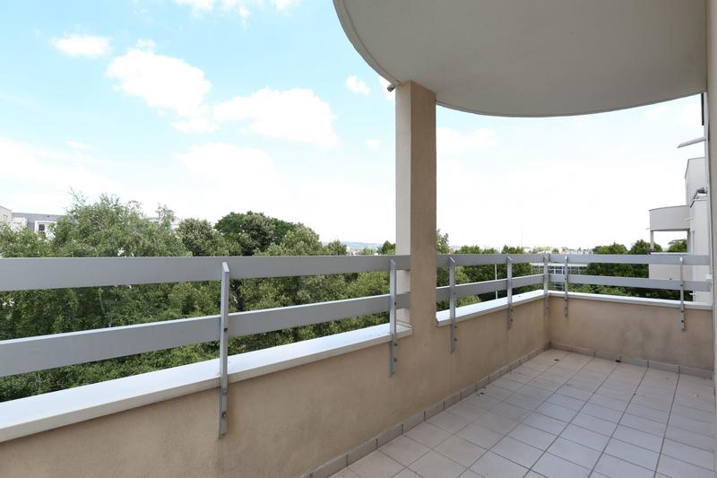 Duplex - 84 m² - 4 pièces