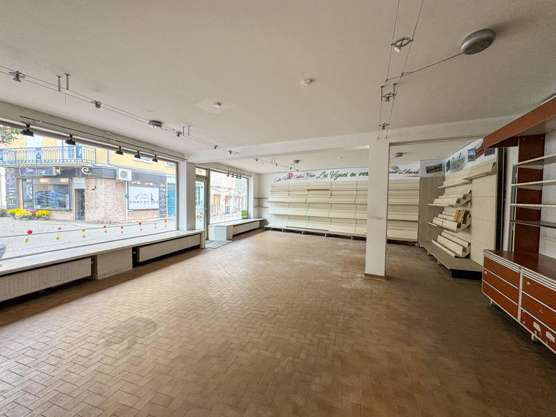 Immeuble - 178 m² - 8 pièces