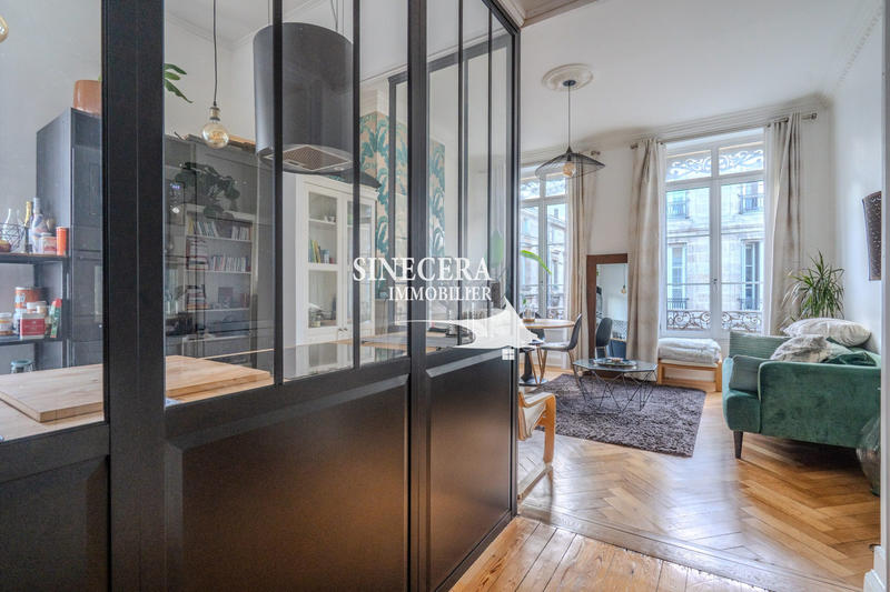 Appartement - 77 m² - 3 pièces