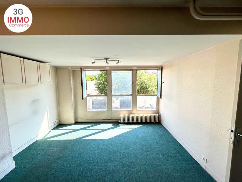 Bureau - 148 m² - 9 pièces