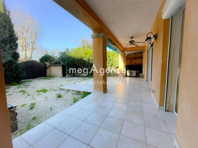 Appartement - 93 m² - 3 pièces