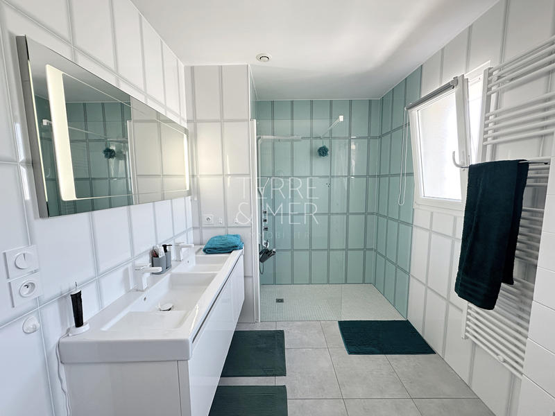 Maison - 105 m² - 4 pièces