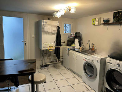 Local d'activités - 100 m²