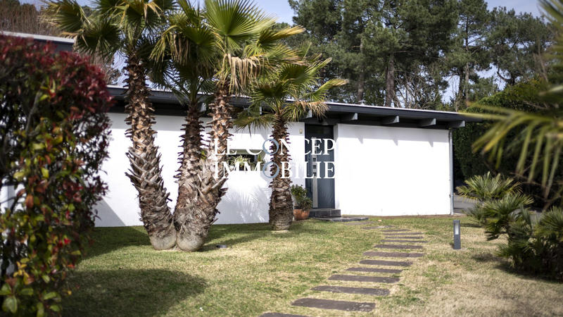 Maison contemporaine - 230 m² - 7 pièces