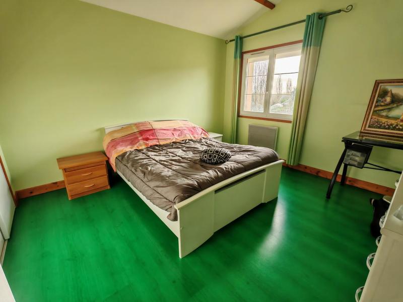 Maison - 225 m² - 5 pièces