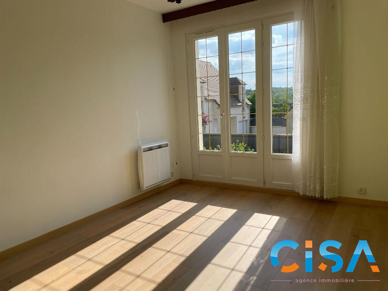 Maison traditionnelle - 130 m² - 6 pièces