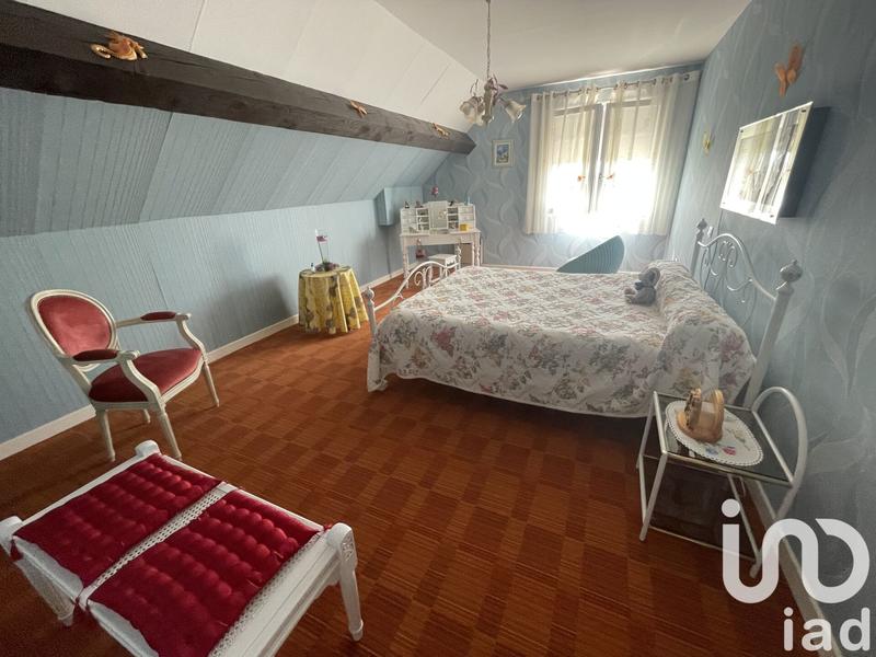 Maison - 317 m² - 12 pièces