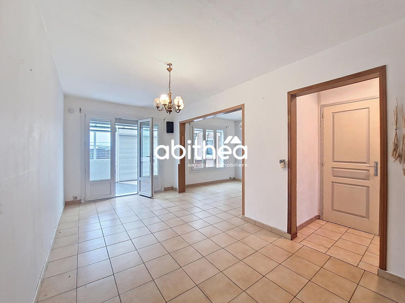 Maison - 86 m² - 5 pièces