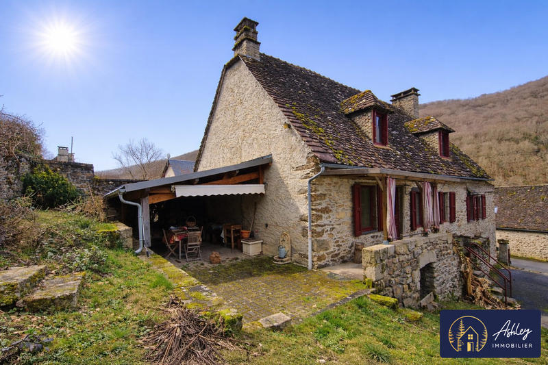 Maison ancienne - 139 m² - 5 pièces